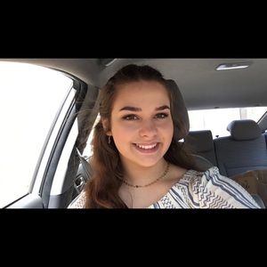 Meet your Posher, Natalie